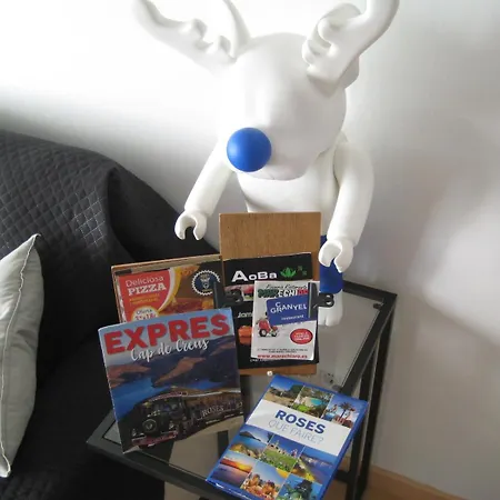 Luminoso Con Piscina Apartament