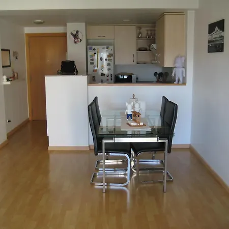 Apartamento Luminoso Con Piscina *